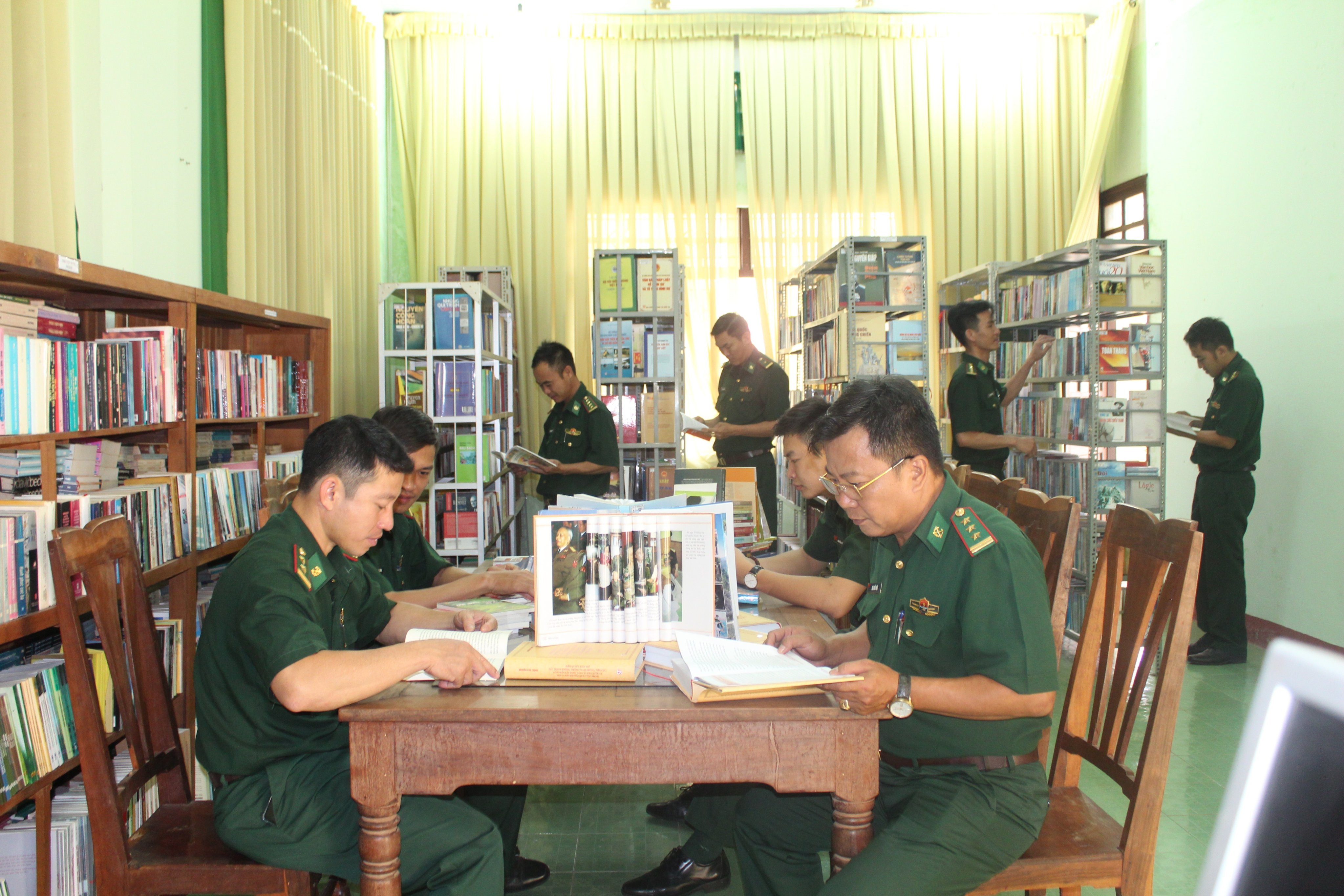 Nhiều hoạt động hưởng ứng Ngày Sách Việt Nam tại biên giới