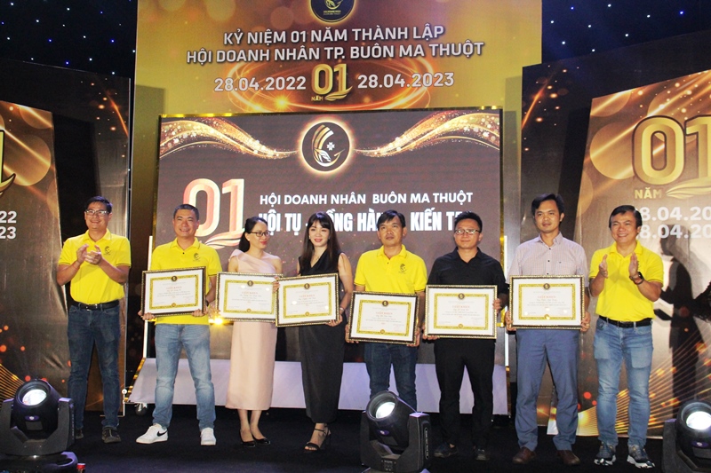 Hội Doanh nhân Thành phố Buôn Ma Thuột kỷ niệm 1 năm thành lập