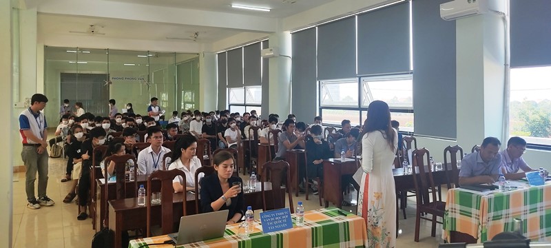 125 lao động tham gia Phiên giao dịch việc làm chuyên đề 