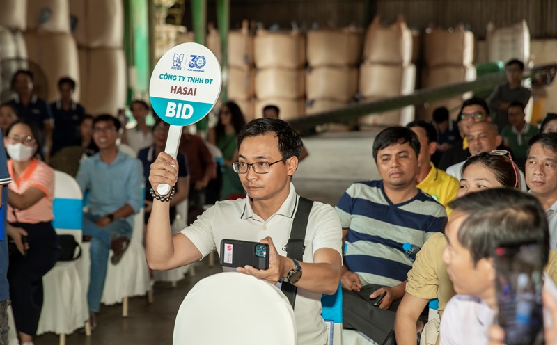 Cà phê đặc sản Việt Nam tăng giá 7 lần sau phiên đấu giá đầu tiên.