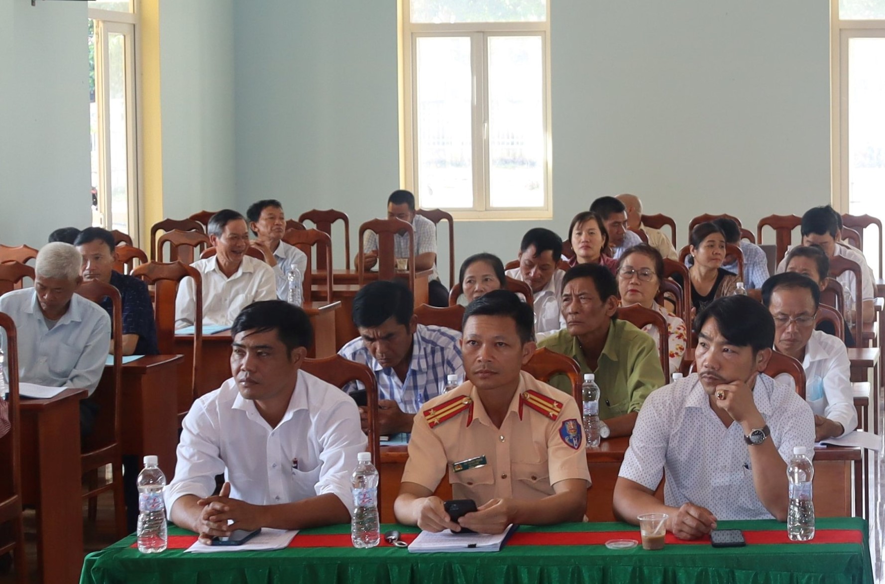 Tuyên truyền, phổ biến về an toàn giao thông cho cán bộ hội nông dân