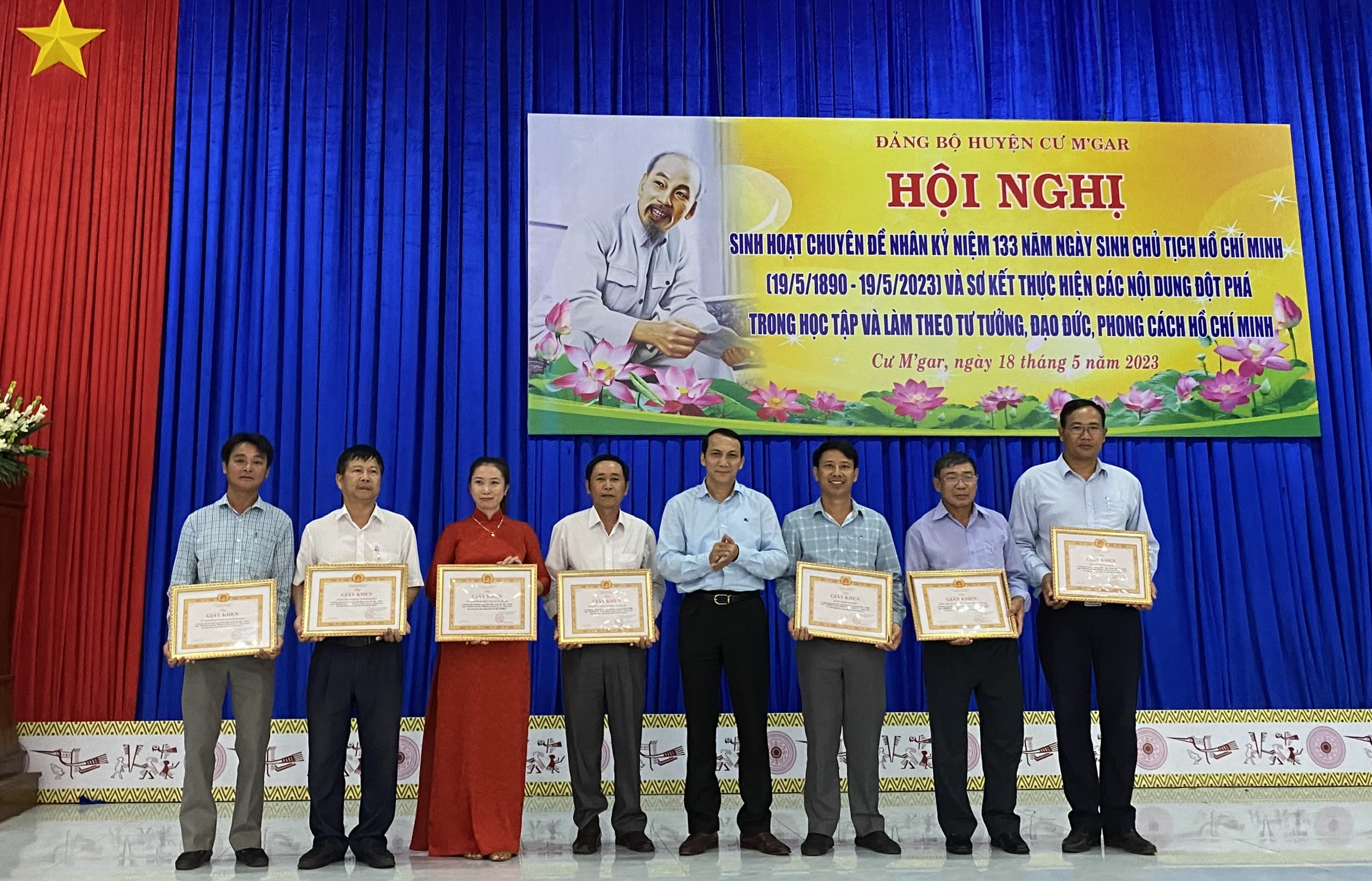 Sinh hoạt chuyên đề kỷ niệm 133 năm Ngày sinh Chủ tịch Hồ Chí Minh