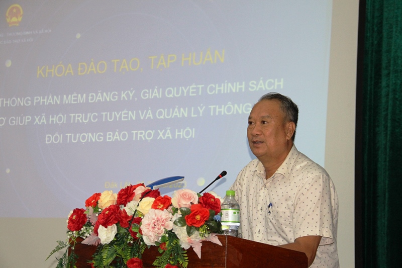 Tập huấn sử dụng hệ thống phần mềm đăng ký, giải quyết chính sách trợ giúp xã hội  trực tuyến