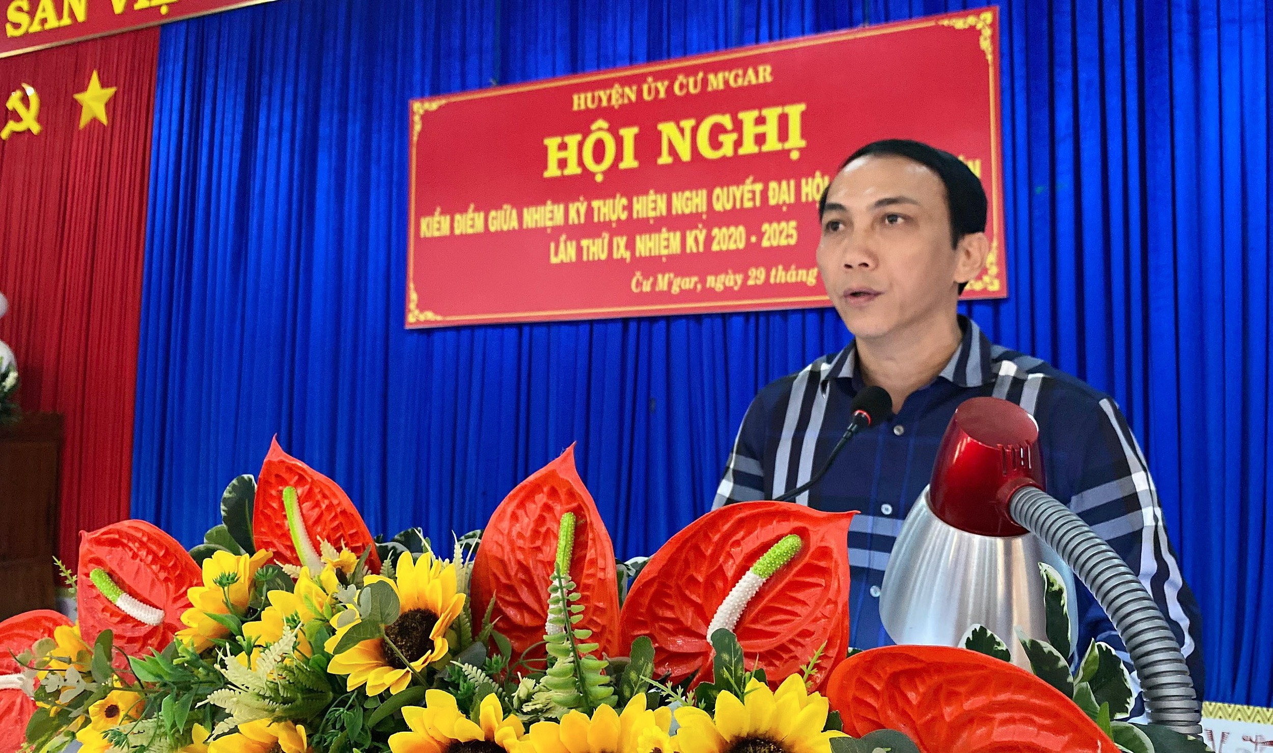 Huyện ủy Cư M’gar kiểm điểm giữa nhiệm kỳ thực hiện Nghị quyết Đại hội Đảng bộ lần thứ IX, nhiệm kỳ 2020-2025