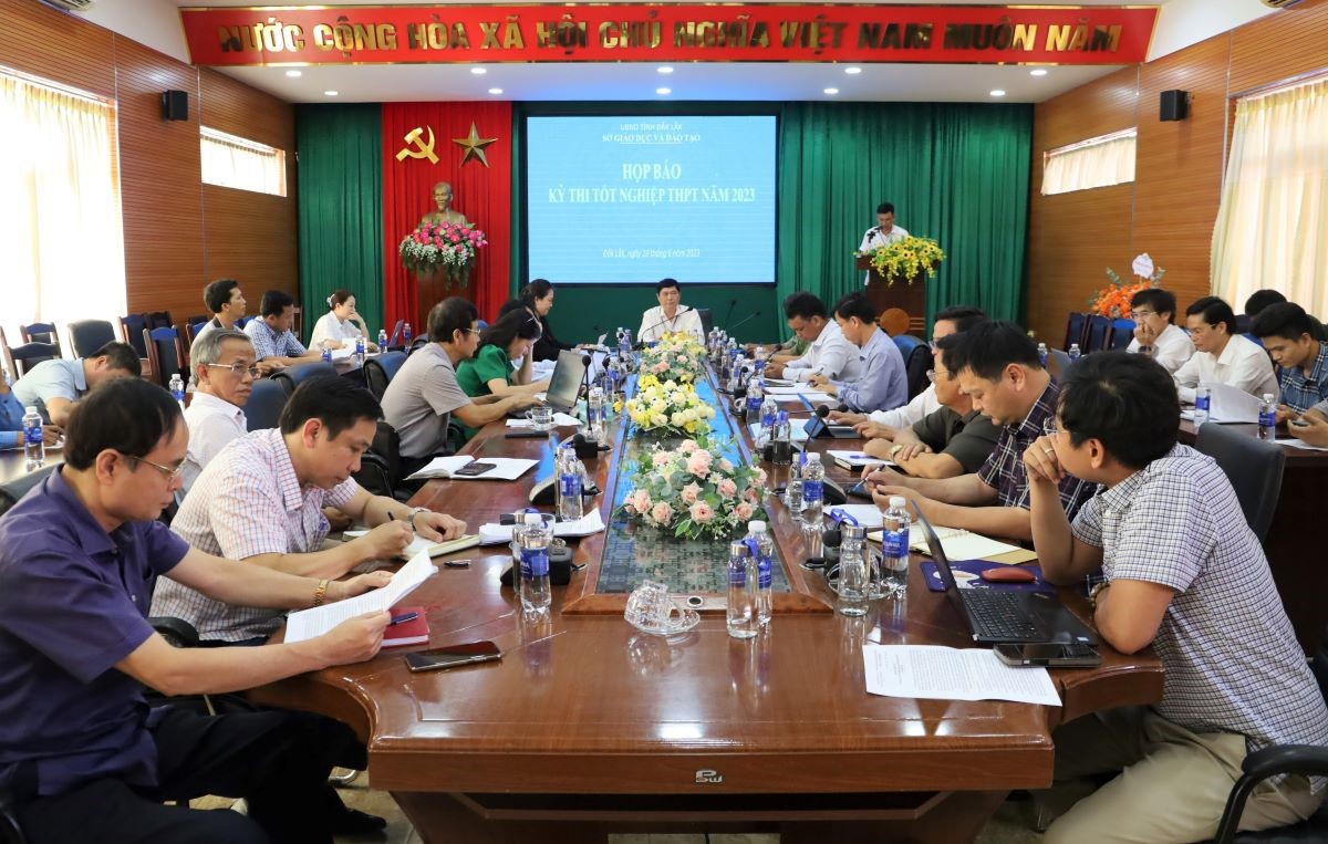 Press conference on the 2023 High School Graduation Examination