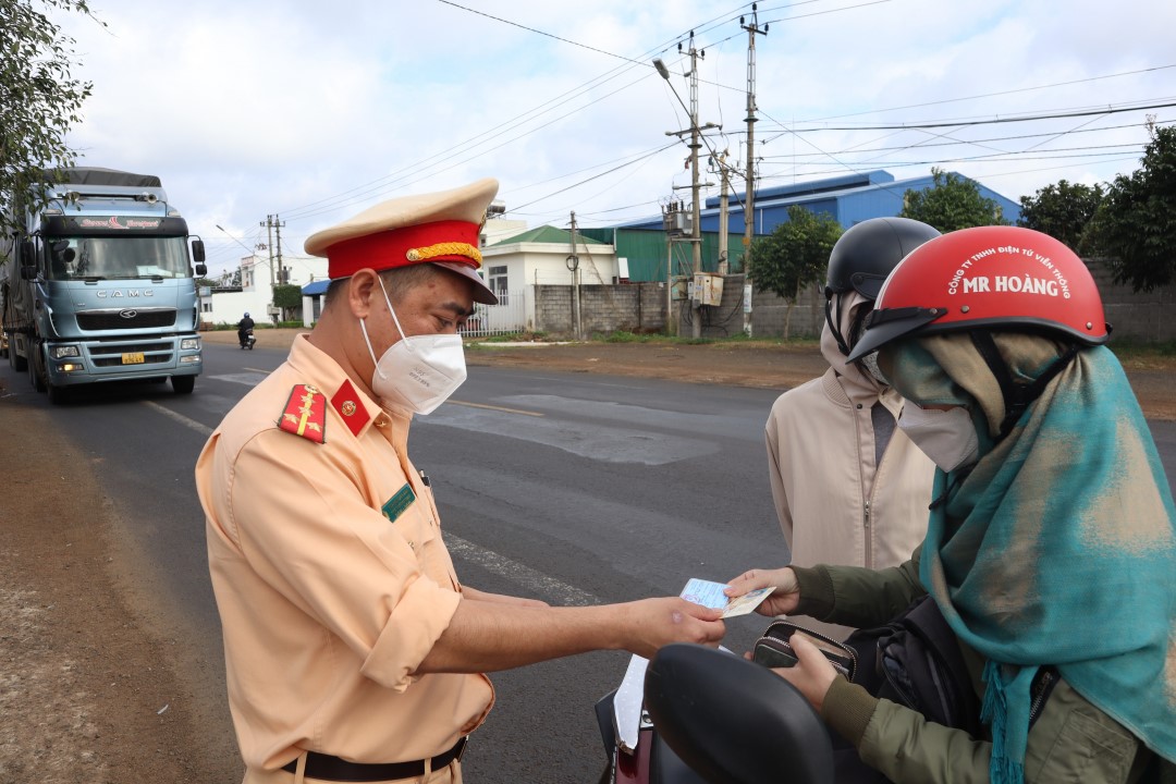 Dak Lak Provincial Police handle over 6,100 cases of alcohol violations