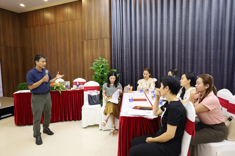 Tập huấn kỹ năng lãnh đạo và quản lý doanh nghiệp do phụ nữ làm chủ