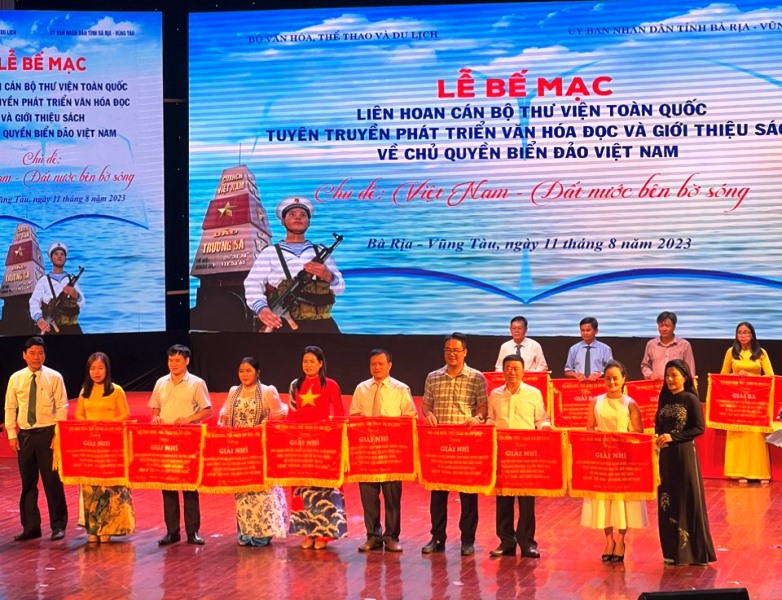 Đắk Lắk đạt giải Nhì liên hoan cán bộ thư viện toàn quốc