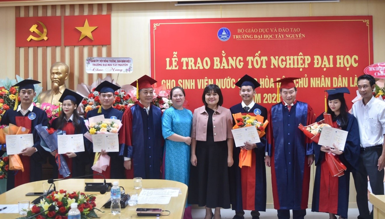 Dak Lak Provides High-Quality Human Resources Training for Laos