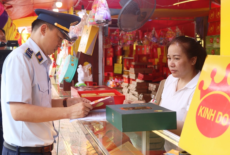 Đắk Lắk tăng cường kiểm tra, kiểm soát an toàn thực phẩm trong dịp Tết Trung thu năm 2023