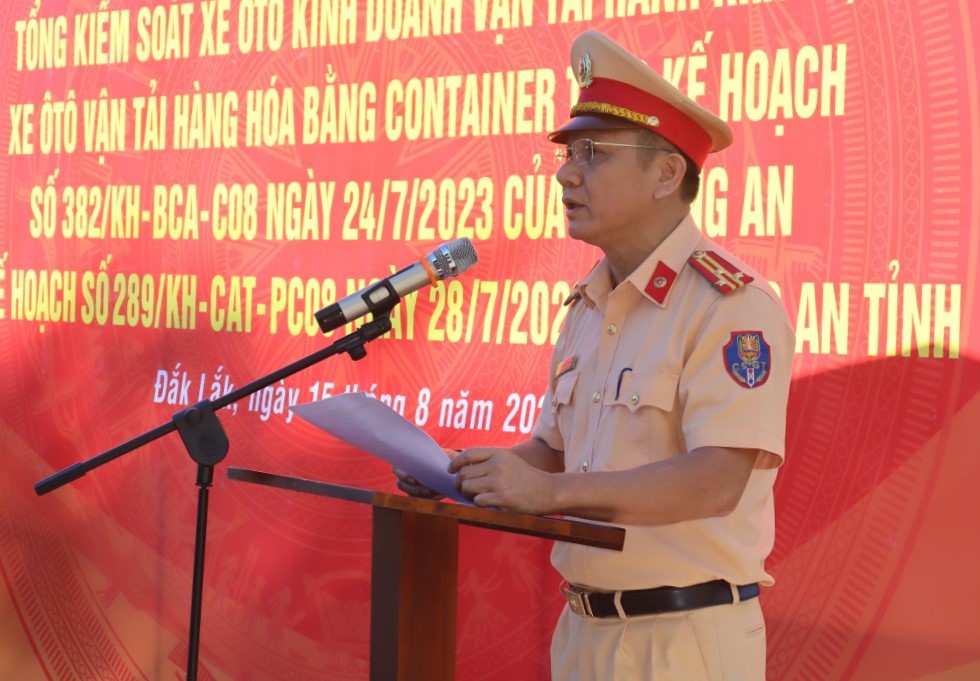 Mobilization of Comprehensive Control of Commercial Passenger and Container Freight Vehicles