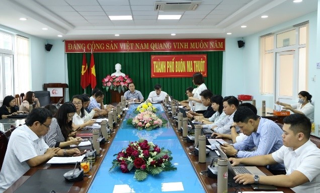 Improving satisfaction of organizations and individuals in implementing administrative procedures