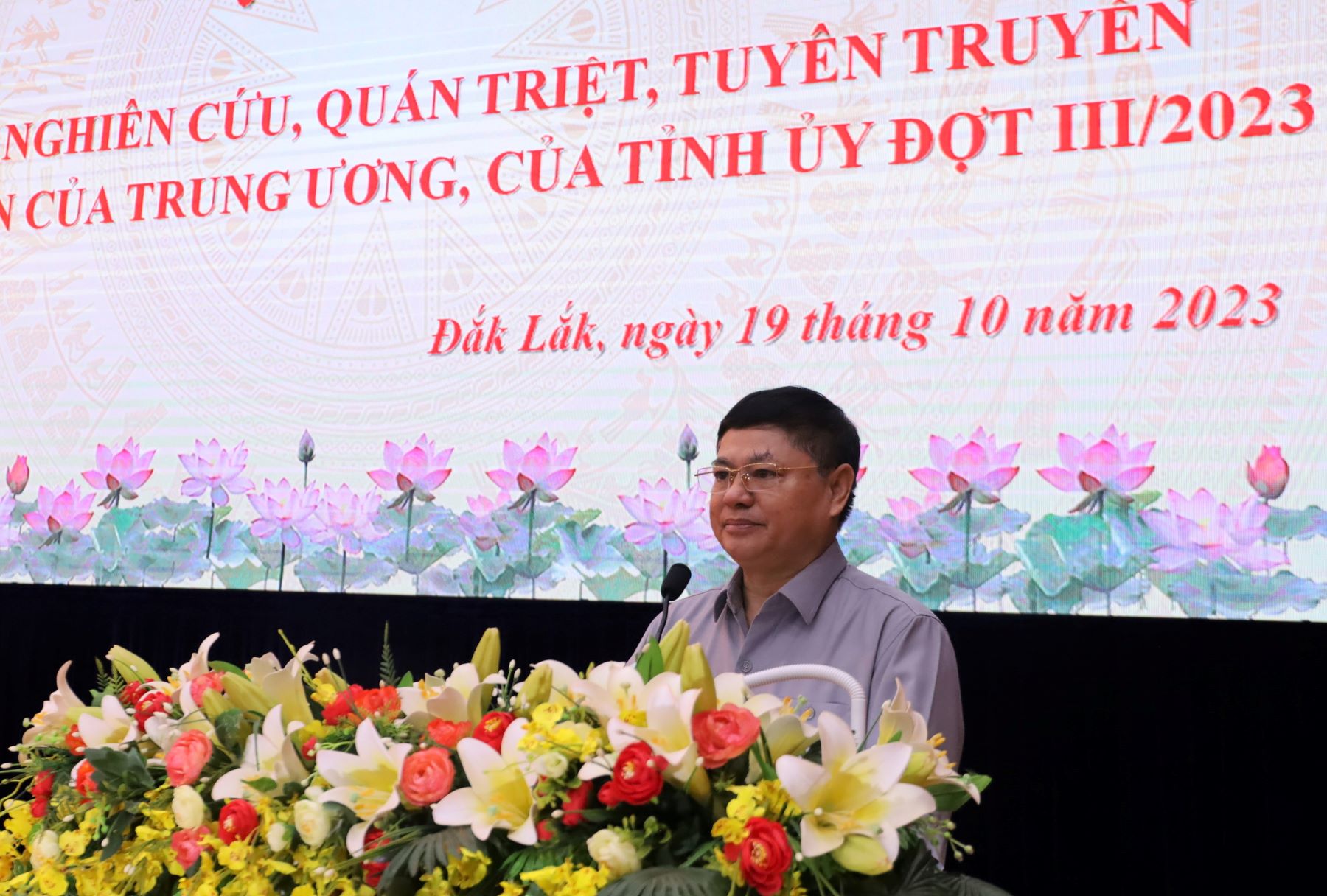 Học tập, quán triệt, tuyên truyền các văn bản của Trung ương, của Tỉnh ủy đợt III năm 2023
