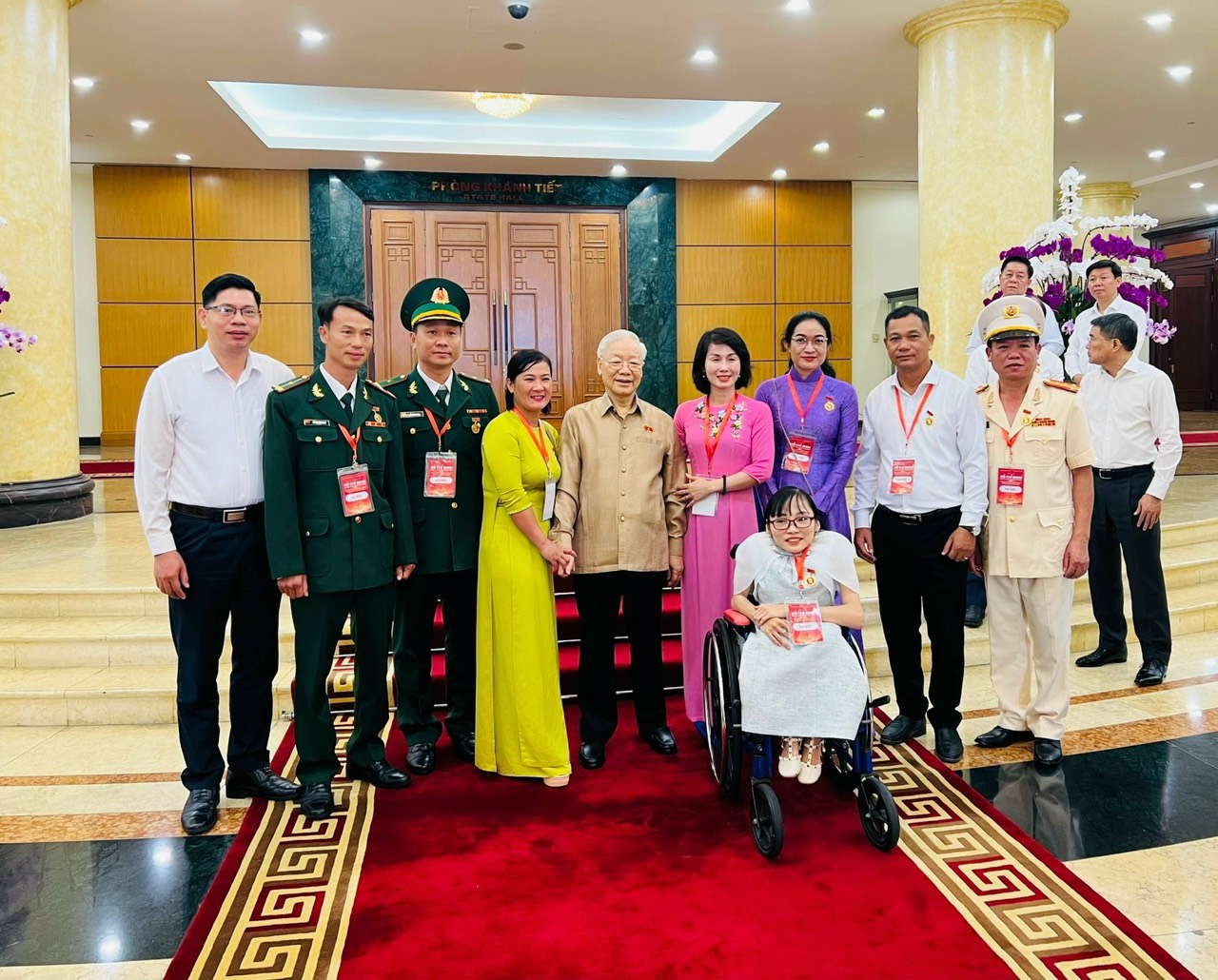 Chương trình “Hồ Chí Minh – Hành trình khát vọng 2023” : Tuyên dương 2 điển hình của tỉnh Đắk Lắk