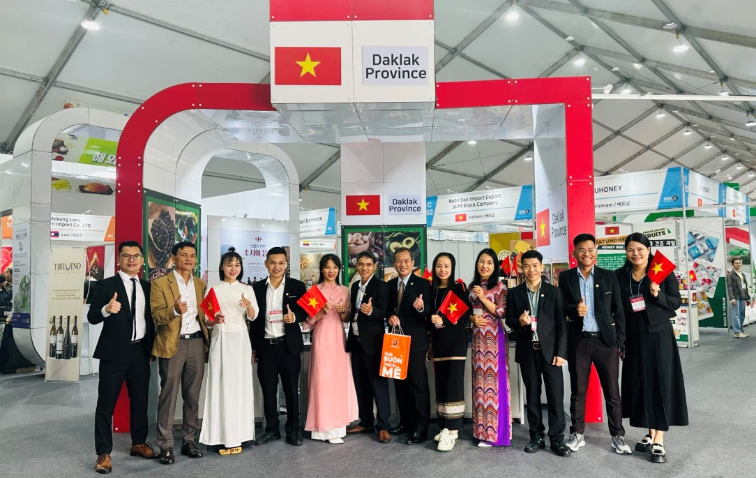 Dak Lak businesses join trade promotion activities in Jeollabuk, Korea