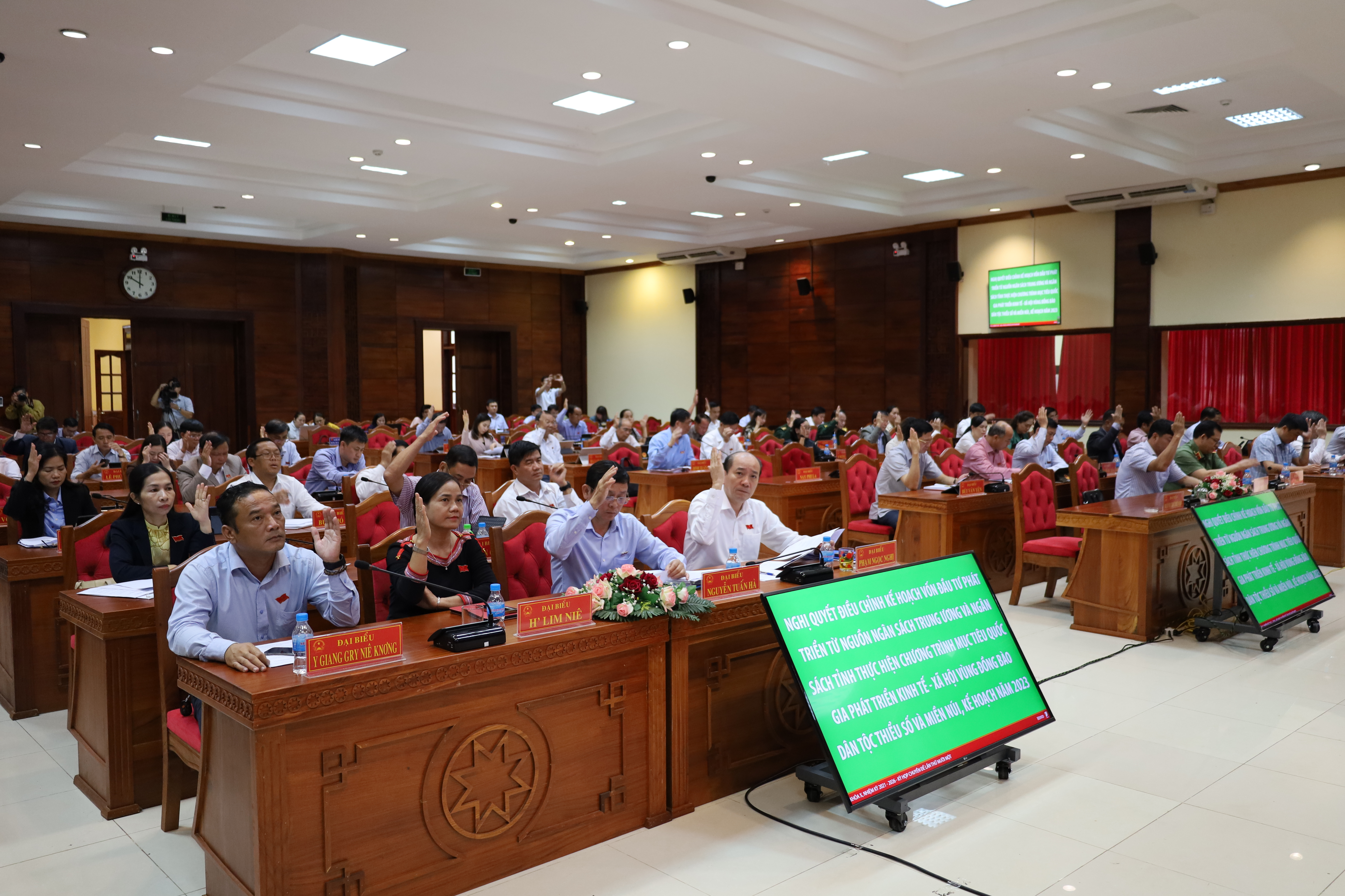 Kỳ họp Chuyên đề lần thứ Mười một, HĐND tỉnh: Thông qua Quy hoạch tỉnh Đắk Lắk thời kỳ 2021 - 2030, tầm nhìn đến năm 2050