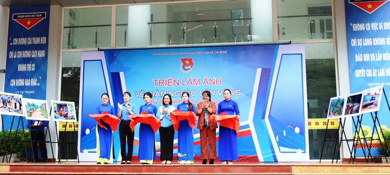 Tỉnh đoàn tổ chức hoạt động triển khai Dự án truyền thông và giảm nghèo về thông tin