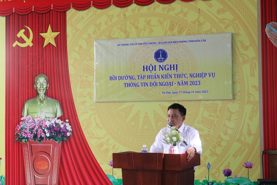 Training and knowledge enhancement on foreign affairs for border villages in Ea Sup district in 2023