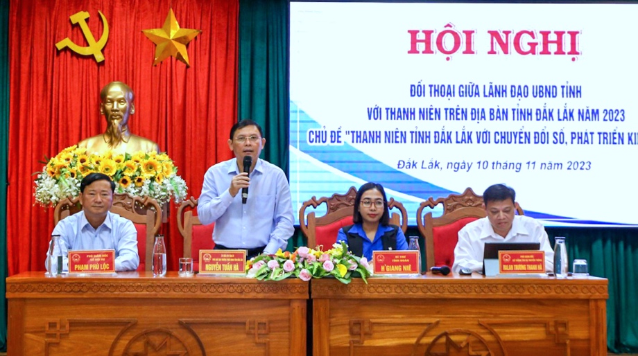 The People's Committee of Dak Lak Province organized a dialogue conference with youth for the year 2023