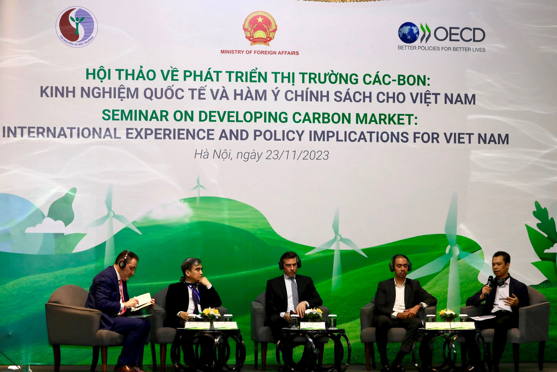 Hội thảo quốc tế “Kinh nghiệm quốc tế về phát triển thị trường các-bon và hàm ý chính sách với Việt Nam”