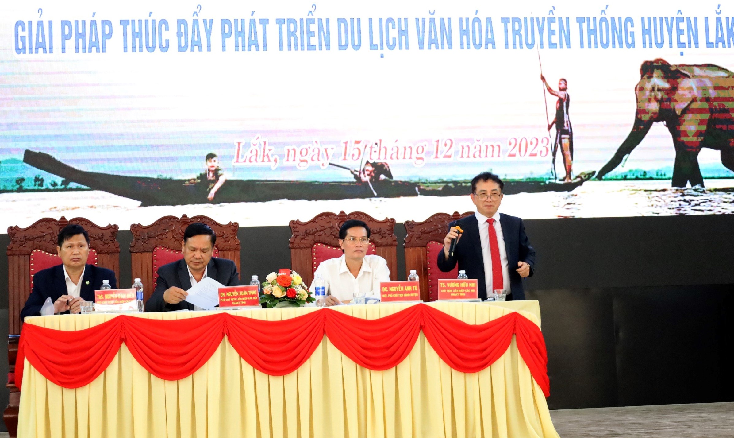 Hội thảo khoa học 