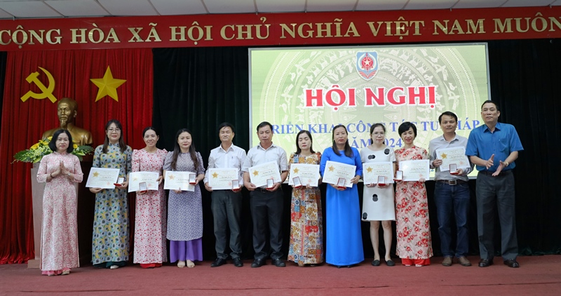 Nâng cao chất lượng công tác tham mưu xây dựng, hoàn thiện hệ thống pháp luật