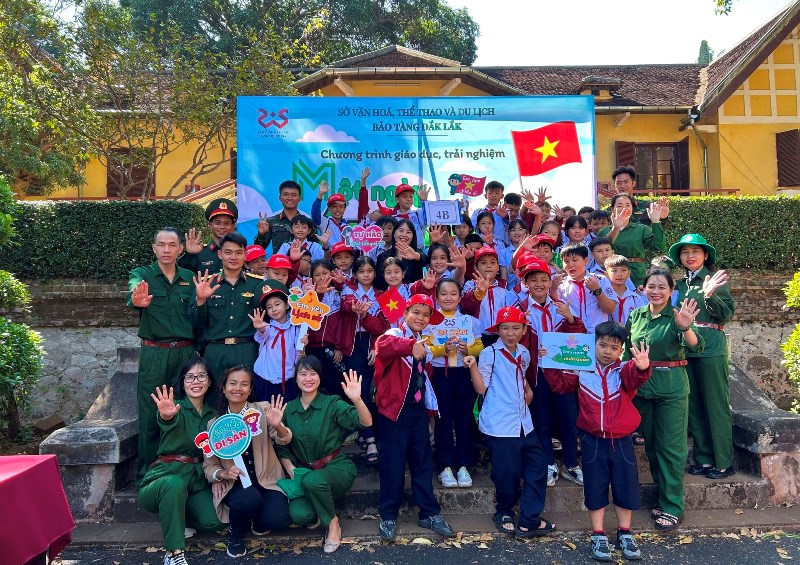 Hơn 1000 học sinh tham gia chương trình giáo dục trải nghiệm chủ đề 