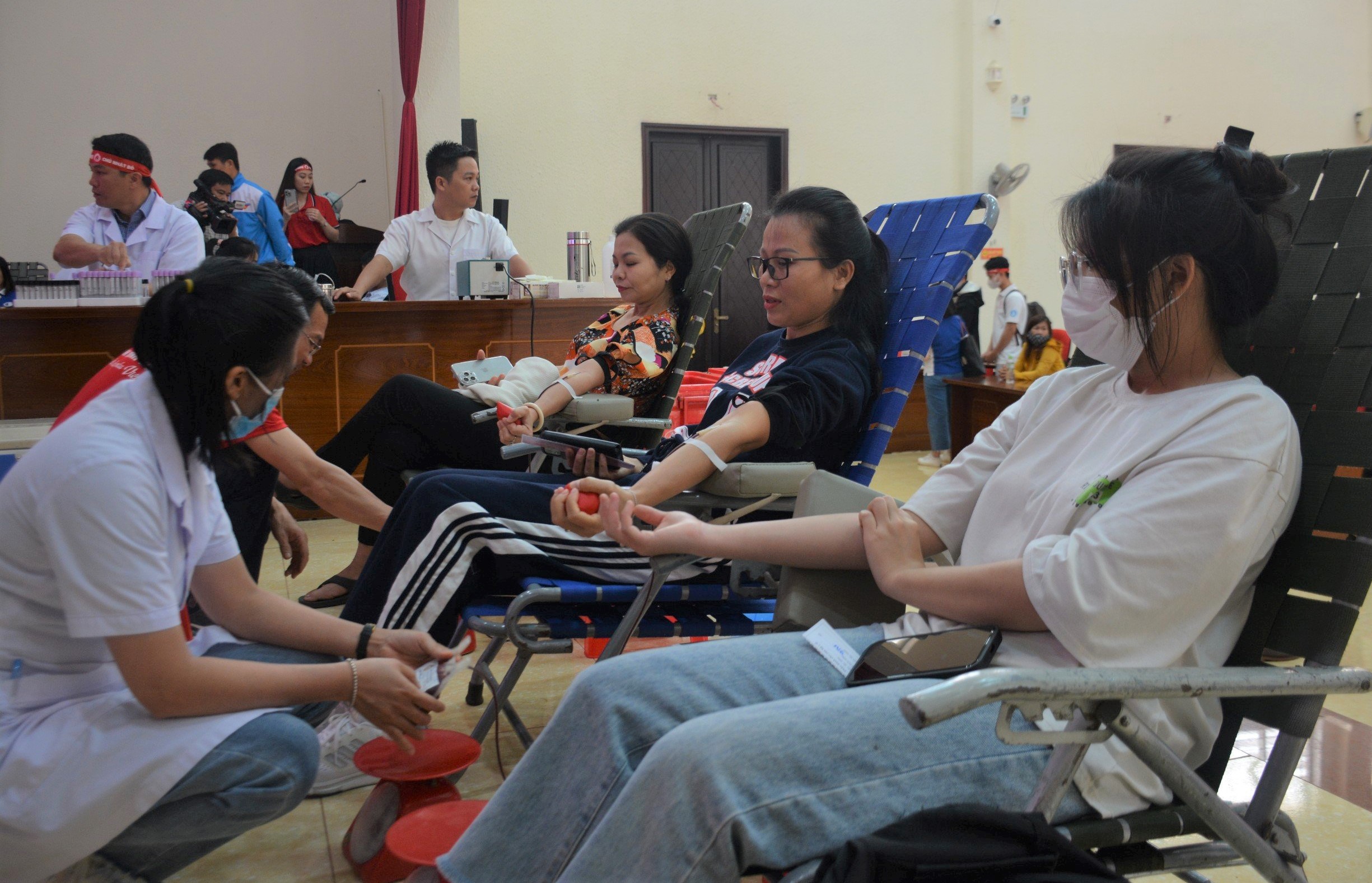 Chương trình “Chủ nhật đỏ” lần thứ 16 năm 2024