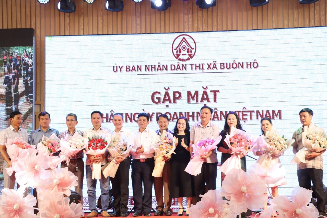 UBND tỉnh cho phép thành lập Hội Doanh nhân Buôn Hồ