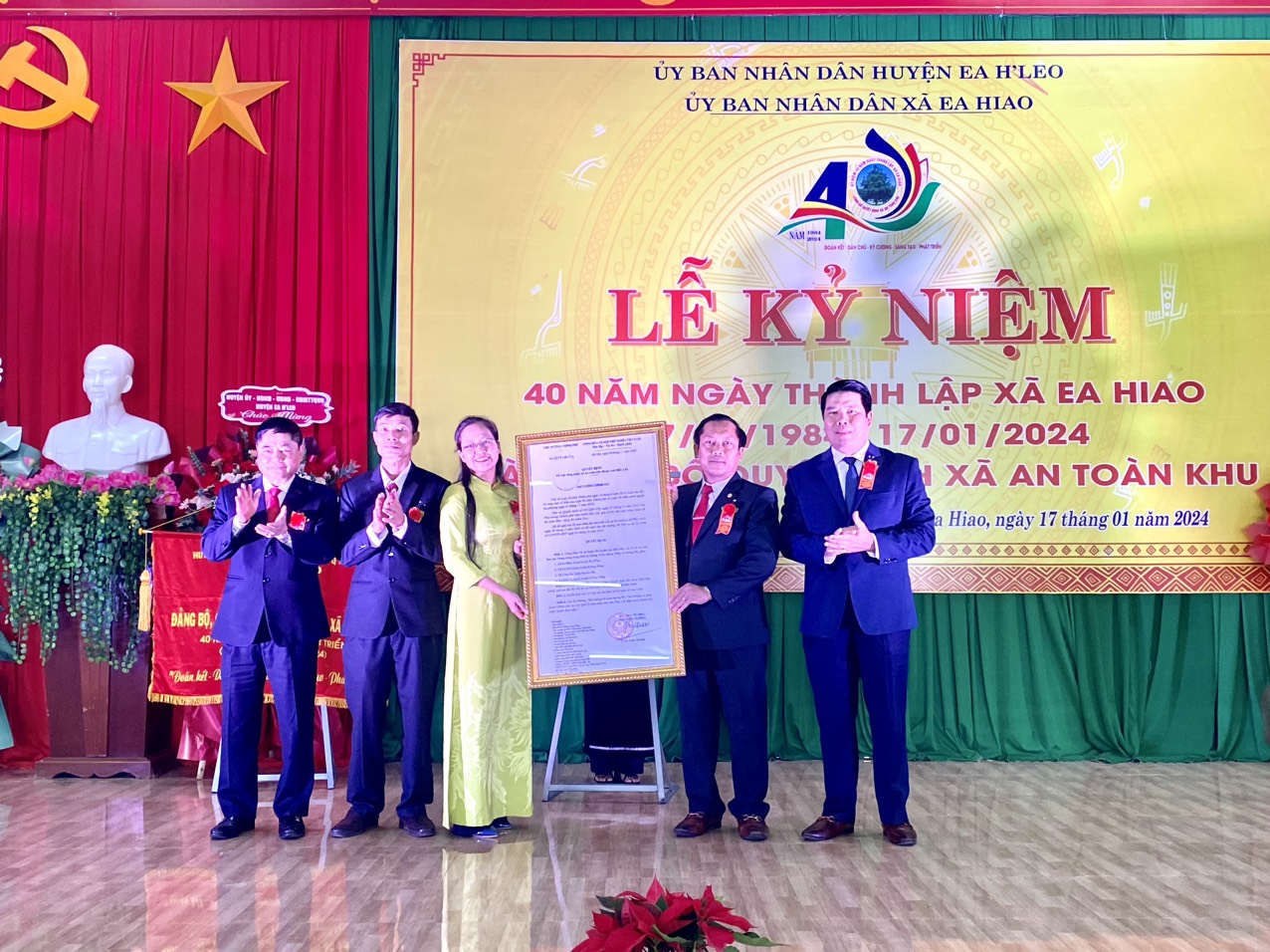 Công bố Quyết định của Thủ tướng Chính phủ về công nhận xã an toàn khu cho xã Ea Hiao, huyện Ea H’Leo