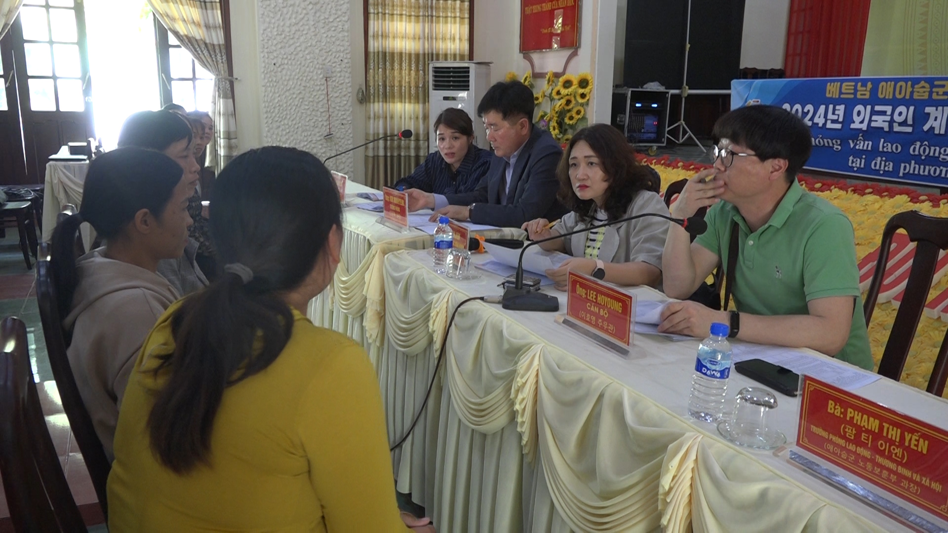 Phỏng vấn tuyển dụng lao động huyện Ea Súp đi làm việc thời vụ đợt 1 năm 2024 tại Hàn Quốc