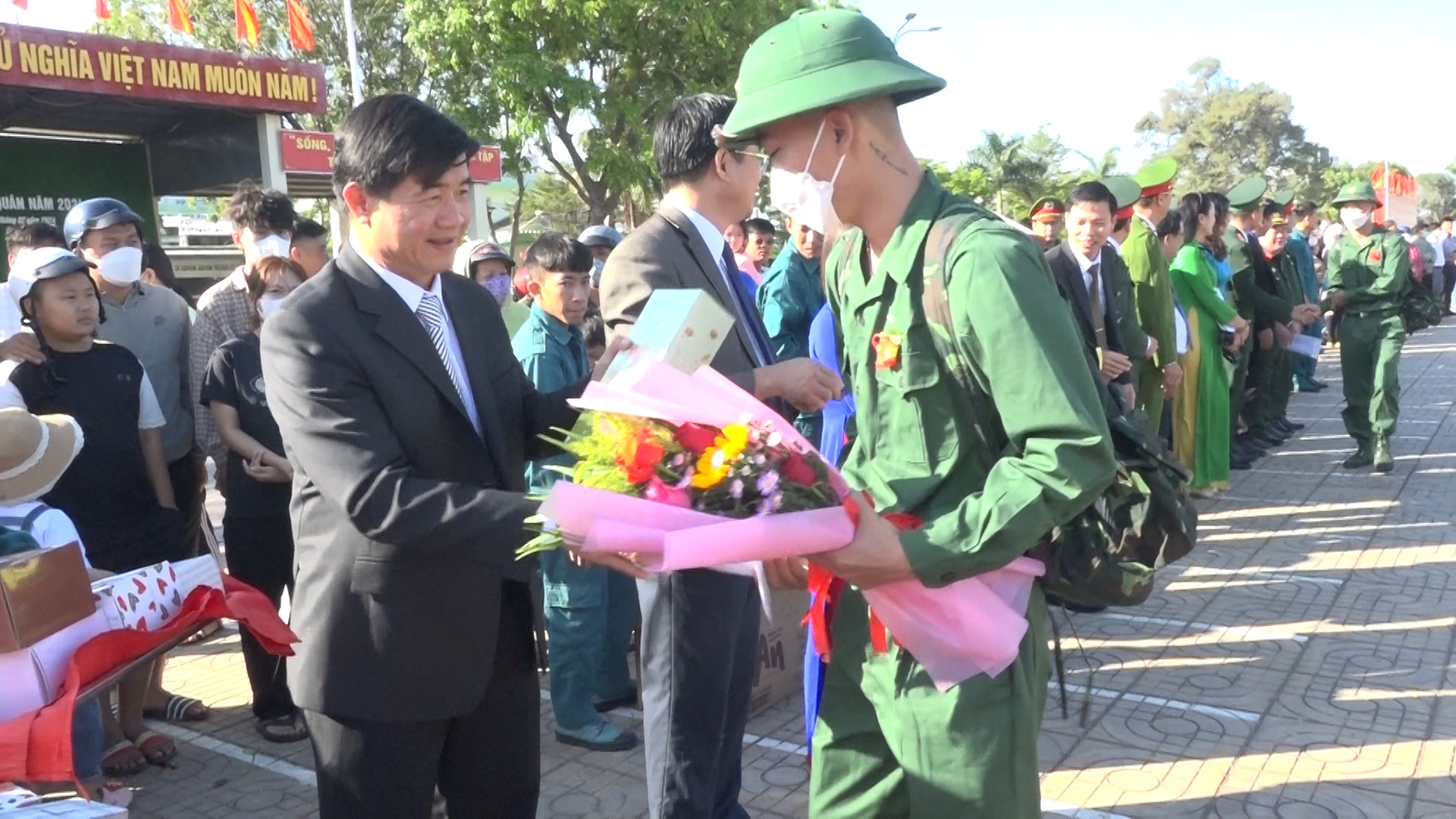 Lễ giao nhận quân năm 2024 ở huyện vùng biên Ea Súp