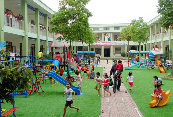 Quyết định về việc công nhận quyền sử dụng đất như Nhà nước giao đất không thu tiền sử dụng đất cho Trường Mầm non Bông Sen với diện tích 313,7 m 2 đất tại xã Ea Tih, huyện Ea Kar