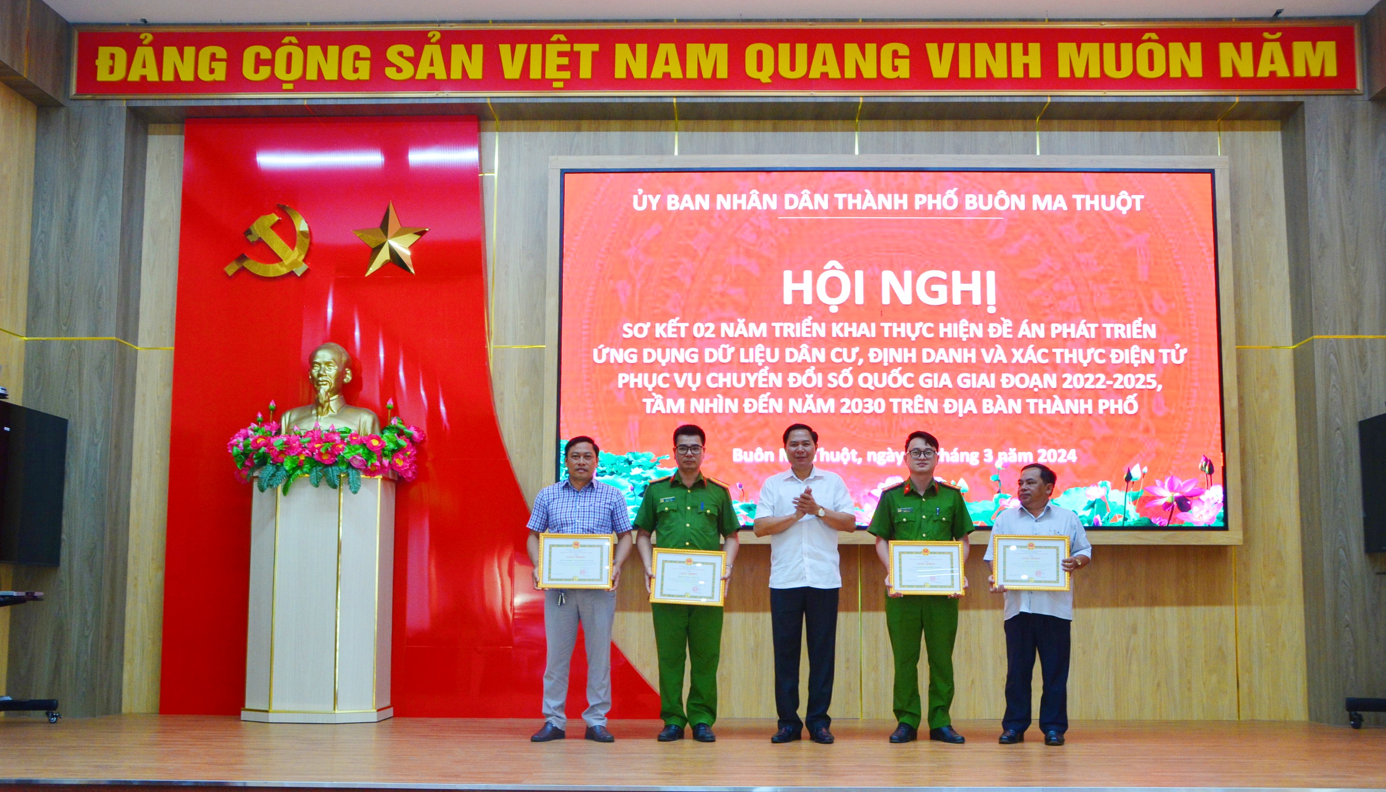 Sơ kết 02 năm triển khai thực hiện Đề án 06 trên địa bàn thành phố Buôn Ma Thuột