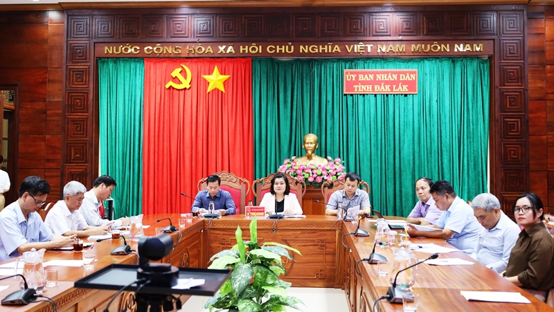 Hội nghị trực tuyến liên ngành tăng cường công tác phòng, chống các bệnh lây truyền từ động vật sang người