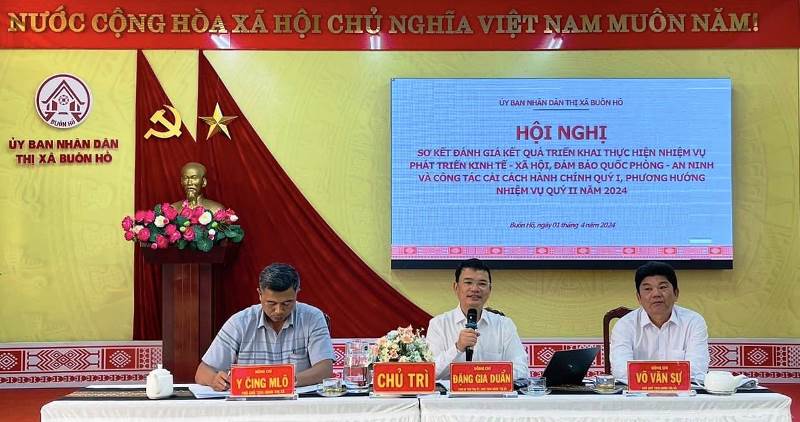 UBND Thị xã Buôn Hồ triển khai nhiệm vụ phát triển kinh tế- xã hội và cải cách hành chính nhiệm vụ quý II năm 2024