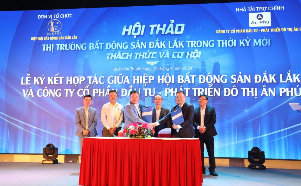 Hội thảo “Thị trường bất động sản Đắk Lắk trong thời kỳ mới – Thách thức và cơ hội”
