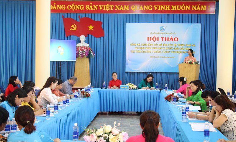 Đánh giá, nhân rộng các mô hình của phụ nữ tham gia xây dựng nông thôn mới