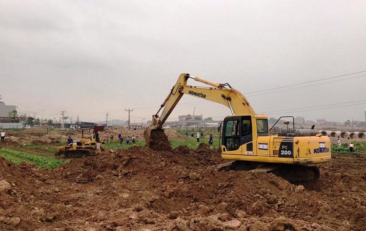 Quyết định về việc thu hồi 1.960,1m2 đất tại xã Ea Kiết, huyện Cư M’gar của UBND xã Ea Kiết, giao 1.960,1m2 đất thu hồi nêu trên cho Trung tâm Phát triển quỹ đất huyện Cư M’gar quản lý