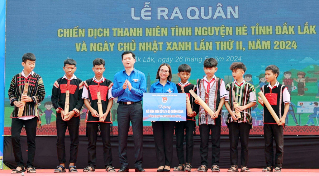 Ra quân Chiến dịch Thanh niên tình nguyện hè năm 2024