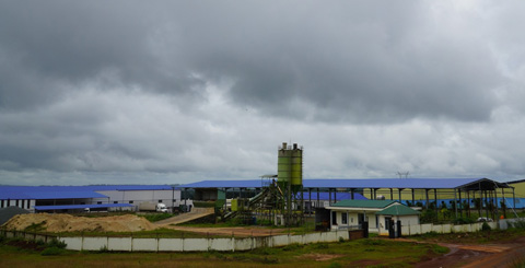 Quyết định về việc cho Công ty TNHH Hoàng Đại Vương thuê 33.187,8 m 2 đất tại Cụm Công nghiệp Krông Búk 1, thị trấn Pơng Drang, huyện Krông Búk để thực hiện dự án Nhà máy sản xuất viên nén gỗ