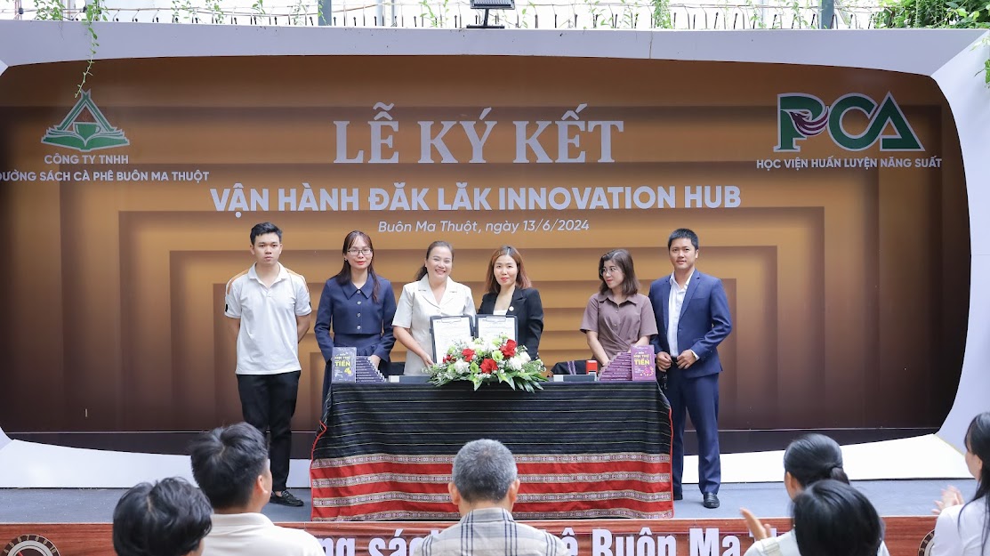 Ra mắt Trung tâm khởi nghiệp sáng tạo tỉnh Đắk Lắk tại Đường Sách cà phê Buôn Ma Thuột