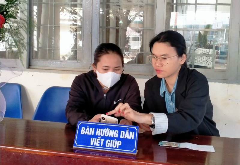 Huyện Krông Pắc dẫn đầu toàn tỉnh về tỷ lệ hồ sơ thủ tục hành chính trực tuyến