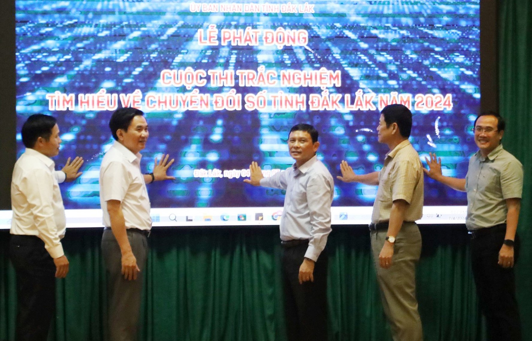 Phát động Cuộc thi trắc nghiệm tìm hiểu về chuyển đổi số năm 2024