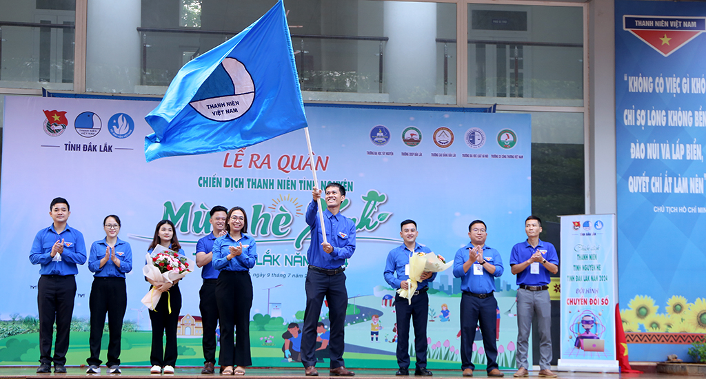 Ra quân Chiến dịch TNTN Mùa hè xanh tỉnh Đắk Lắk năm 2024