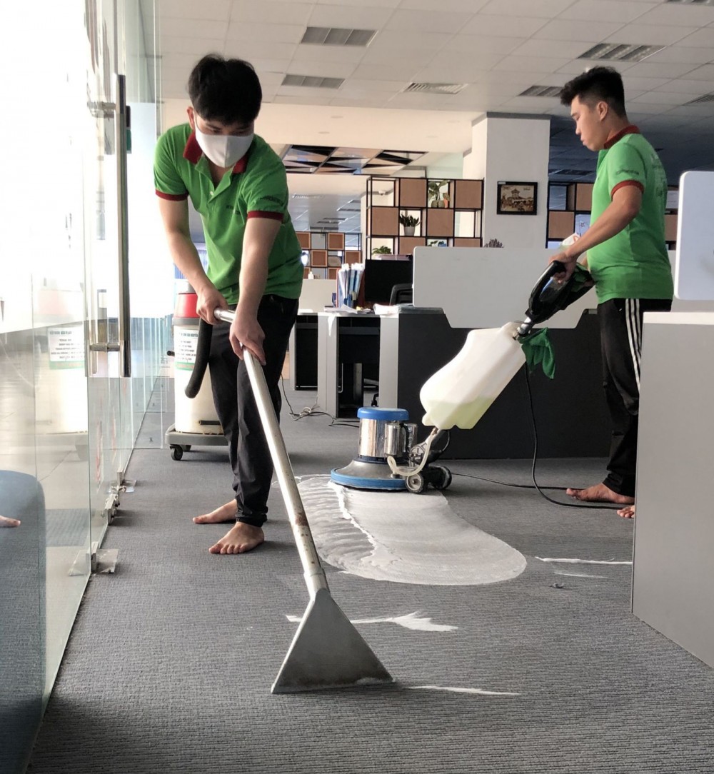 Phê duyệt kế hoạch lựa chọn nhà thầu dự toán mua sắm: Thuê dịch vụ vệ sinh công nghiệp của Bệnh viện Đa khoa vùng Tây Nguyên