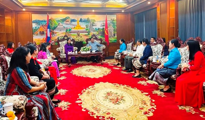 Visit of Dak Lak Province Women's Union to the Women's Union of Four Southern Laos Provinces