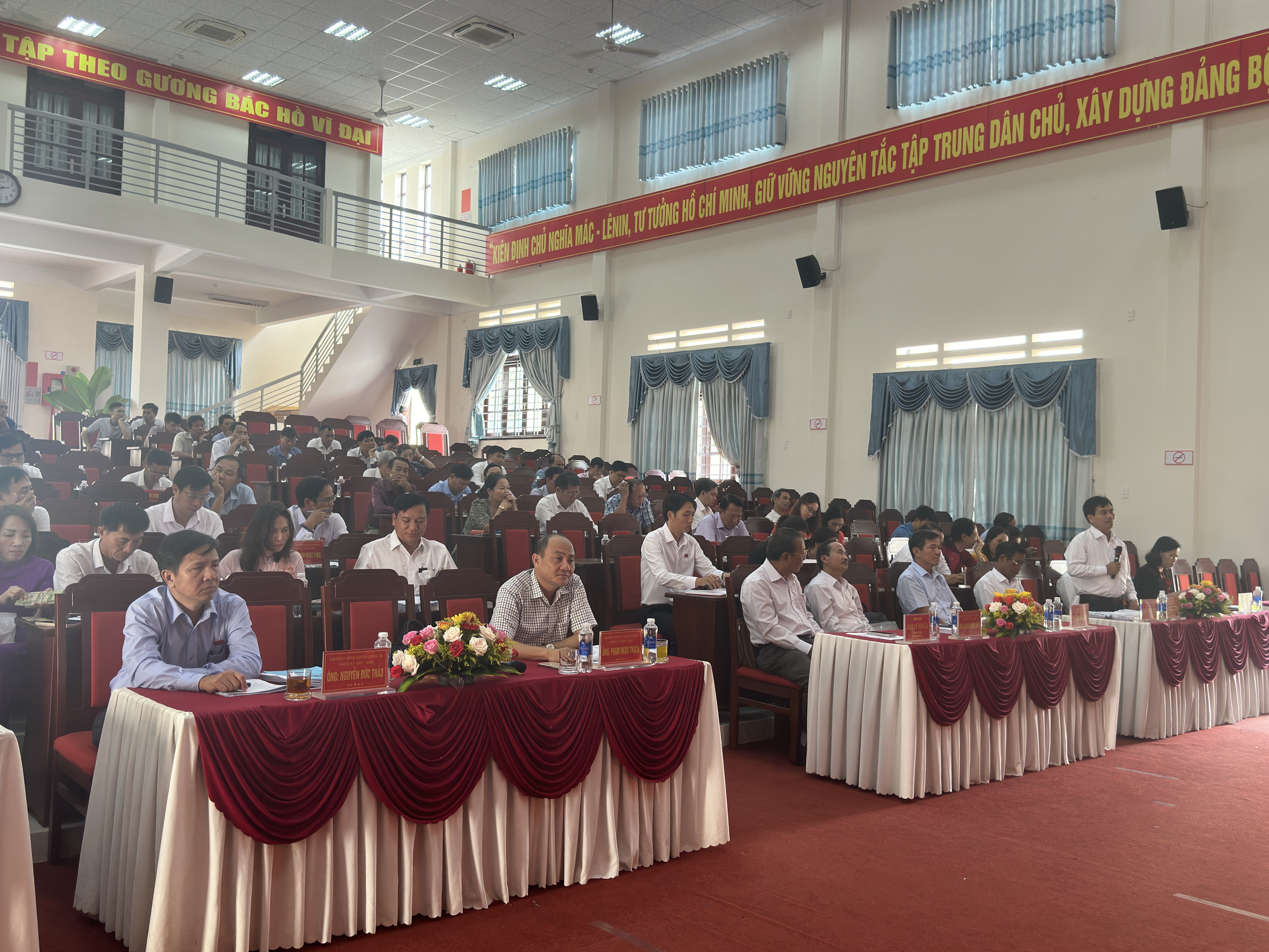 Kỳ họp thứ Tám, HĐND huyện M’Drắk khóa XII, nhiệm kỳ 2021-2026