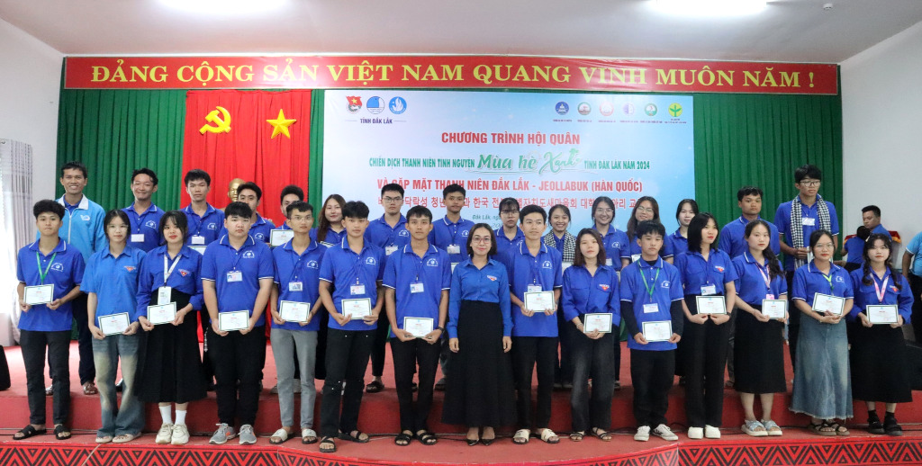 Hội quân Chiến dịch Thanh niên tình nguyện mùa hè xanh tỉnh Đắk Lắk năm 2024