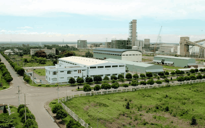 Quyết định về việc cho Công ty TNHH SX TM DV Minh Phú thuê 28.000 m2 đất tại Cụm công nghiệp Cư Kuin, huyện Cư Kuin để sử dụng vào mục đích thực hiện dự án Nhà máy cơ khí